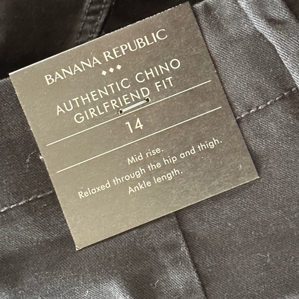 BANANA REPUBLIC AUTHENTIC GIRLFRIEND CHINO - Picture 5 of 8